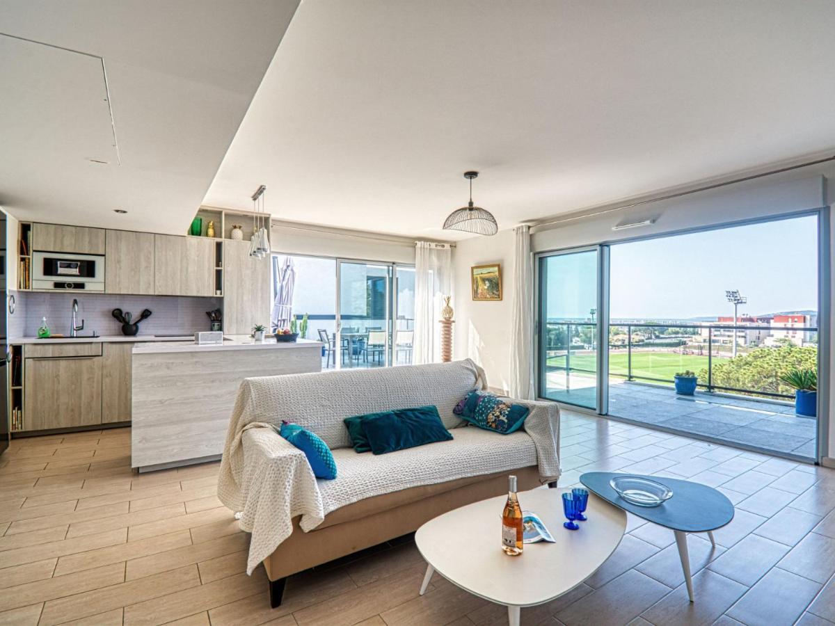 Golfe Horizon-1 By Interhome * Frejus
